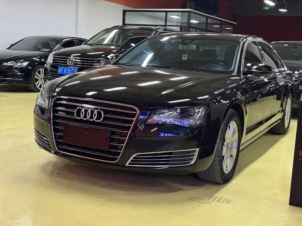 Audi A8 2013