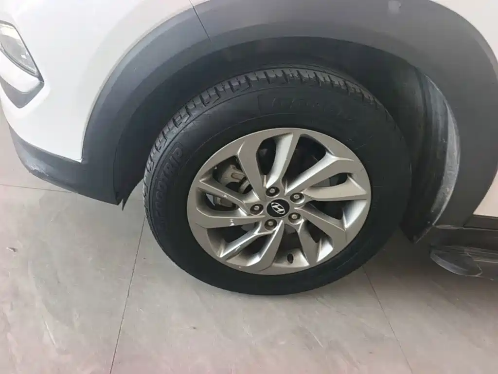 Hyundai Tucson 2016 — фото 23