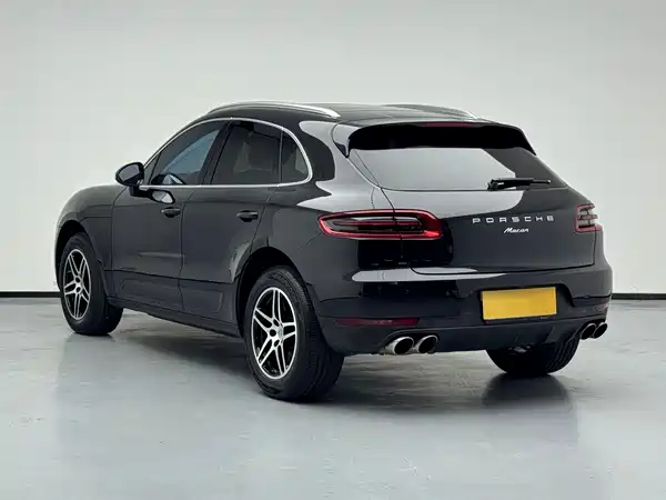 Porsche Macan 2015