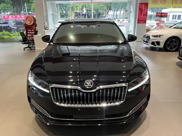 Skoda Superb 2023