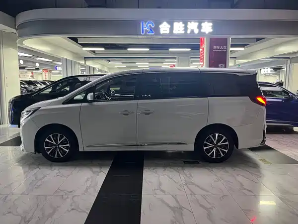 GAC Trumpchi M8 2023