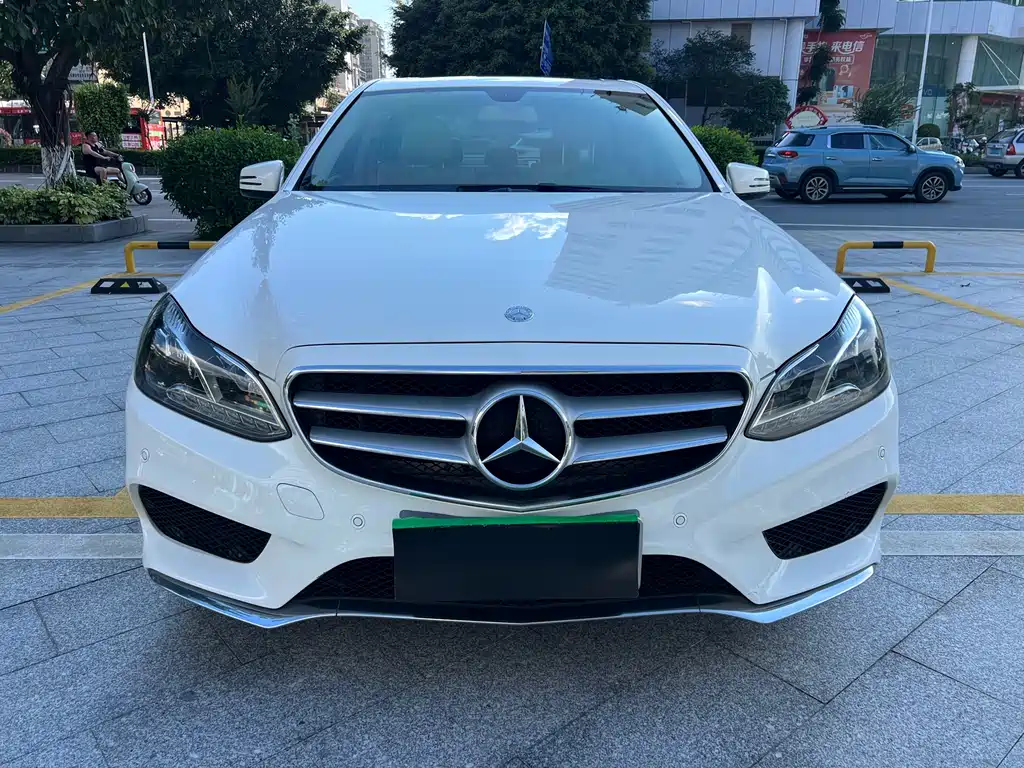 Mercedes-Benz E-Class 2015 — фото 2
