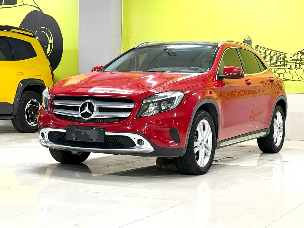 Mercedes-Benz GLA 2016