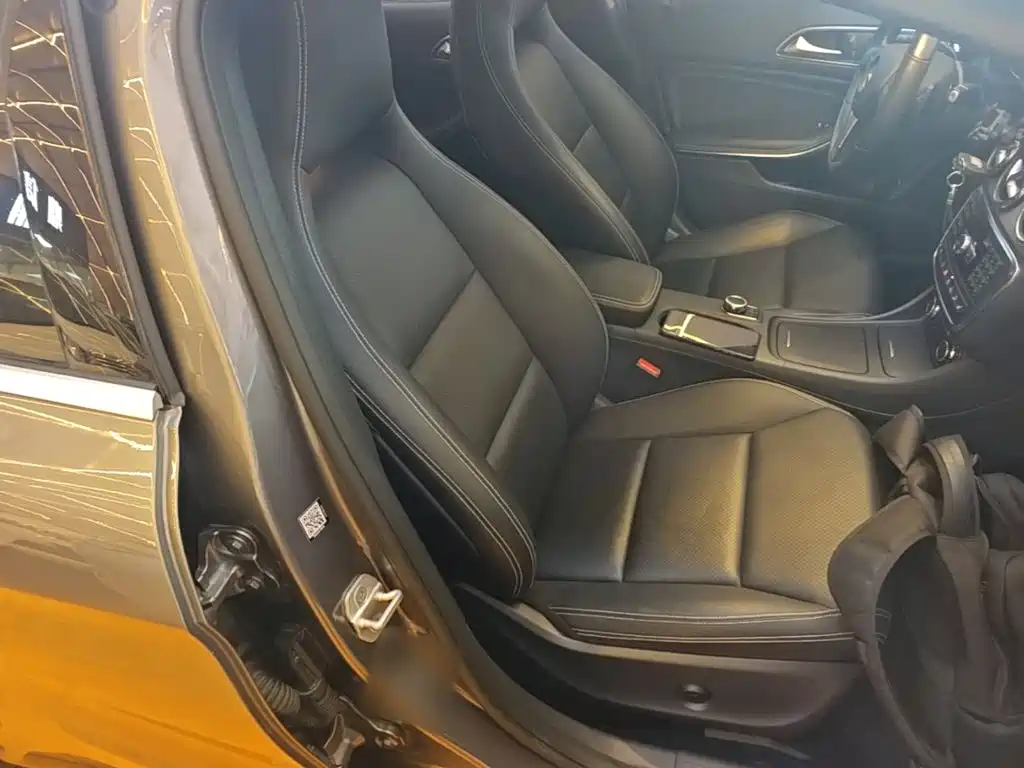 Mercedes-Benz GLA 2015 — фото 25