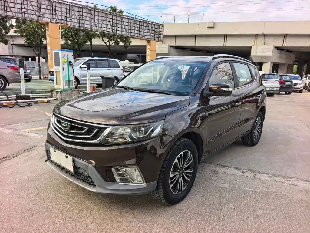 Geely Vision X6 2017 — фото 1