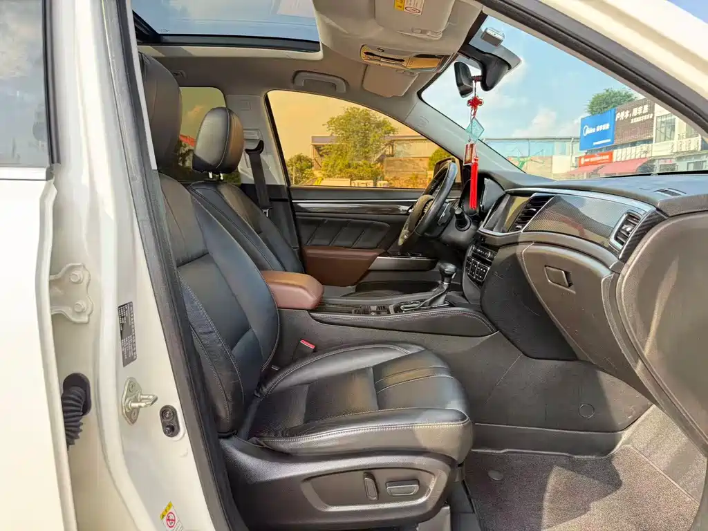GAC Motor Trumpchi GS7 2018 — фото 7