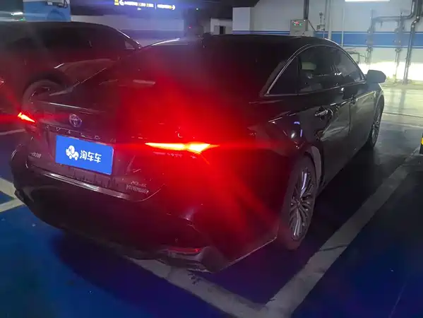 Toyota Avalon 2021