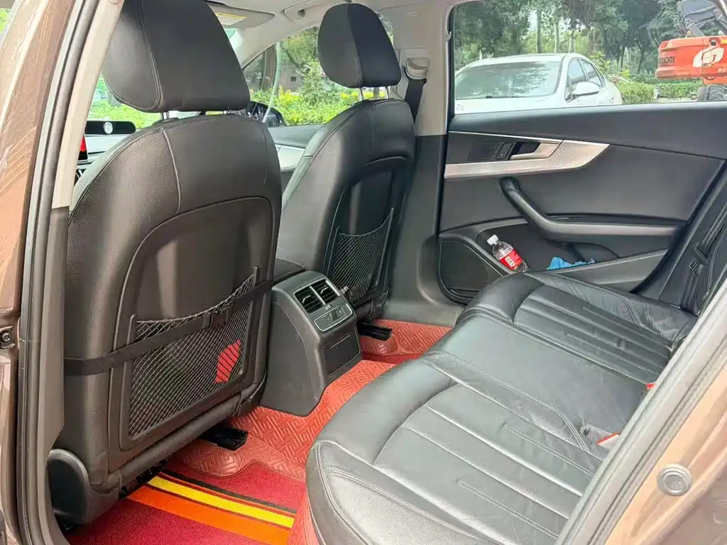 Audi A4L 2017