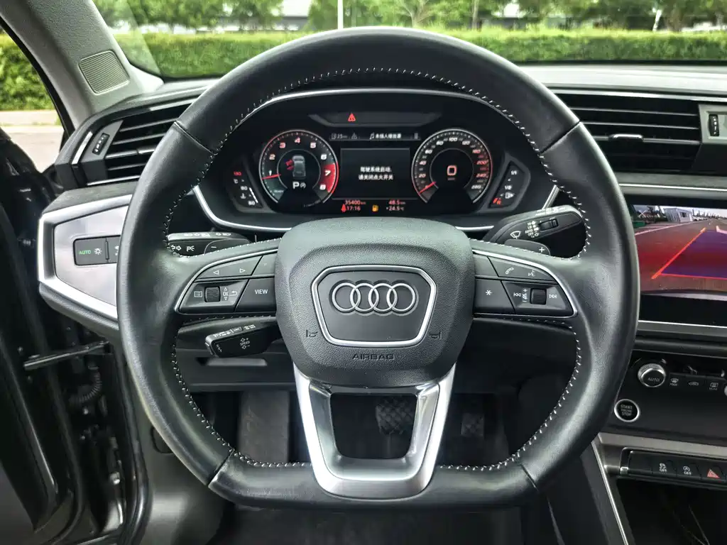 Audi Q3 2022 — фото 14