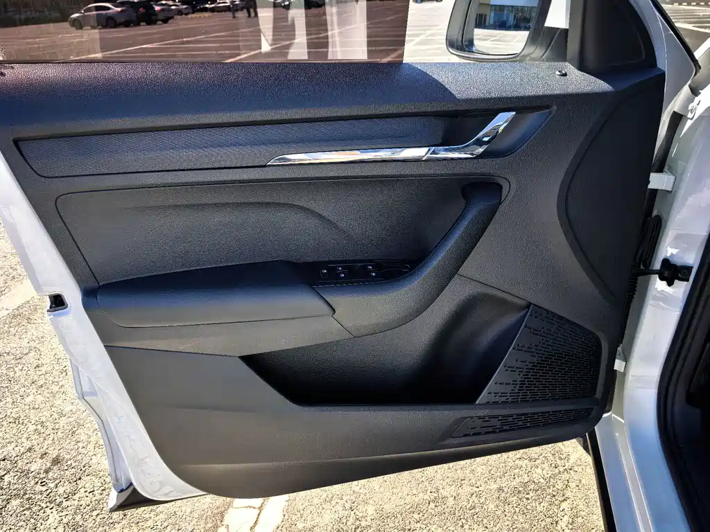 Skoda Kamiq 2024 — фото 10