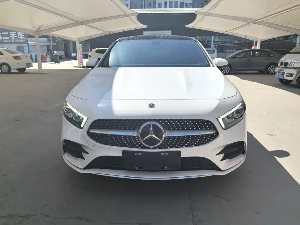 Mercedes-Benz A-Class 2022 — фото 2