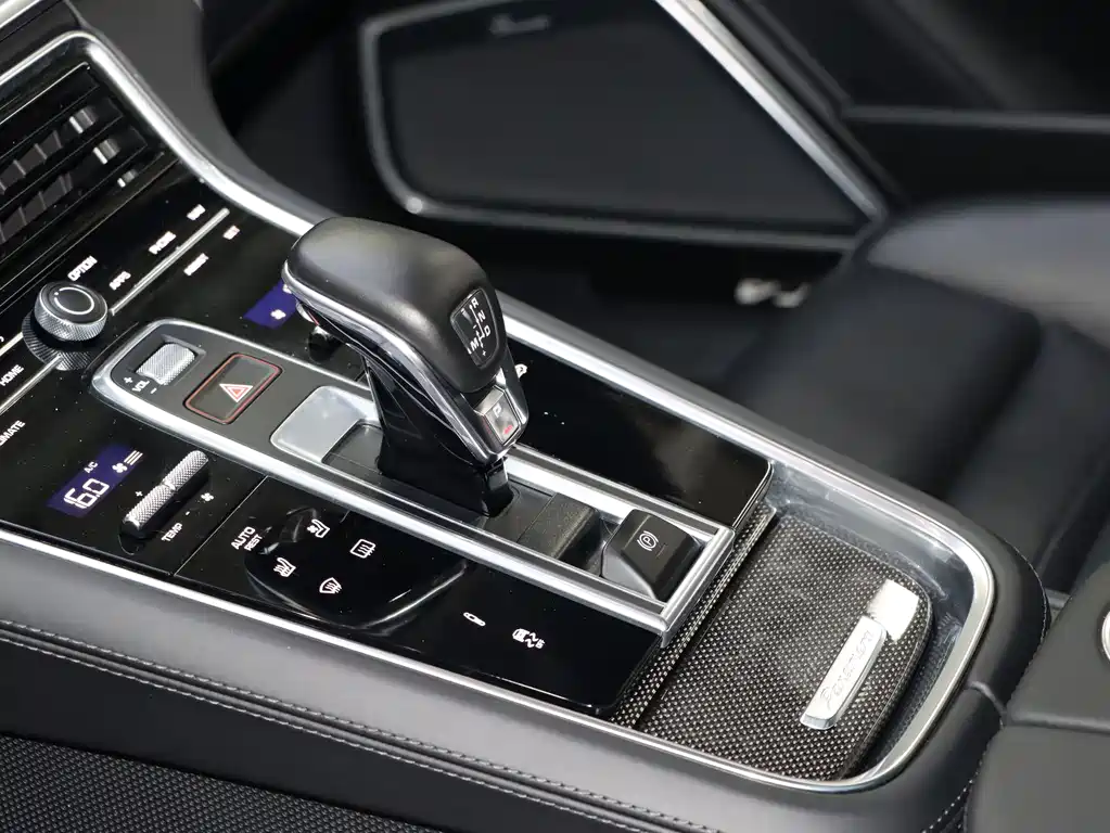 Porsche Panamera 2018 — фото 12
