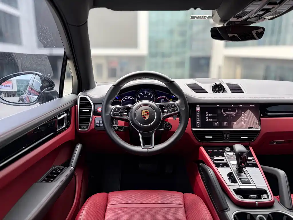 Porsche Cayenne Hybrid 2023 — фото 12