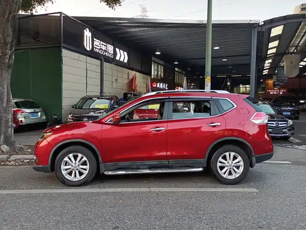Nissan X-Trail 2014