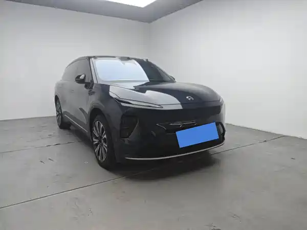 NIO ES8 2023