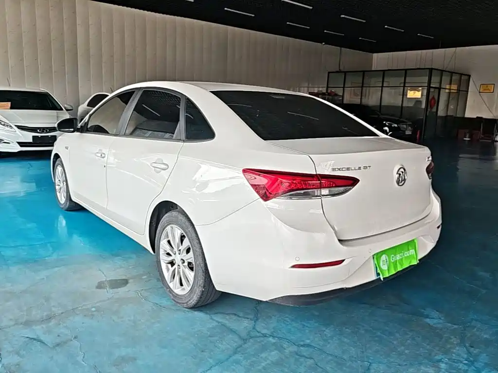 Buick Excelle 2021 — фото 23