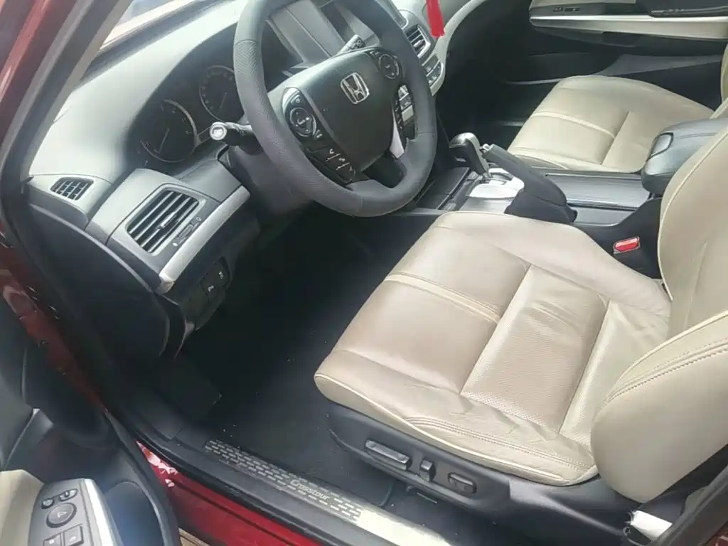 Honda Crosstour 2014 — фото 15
