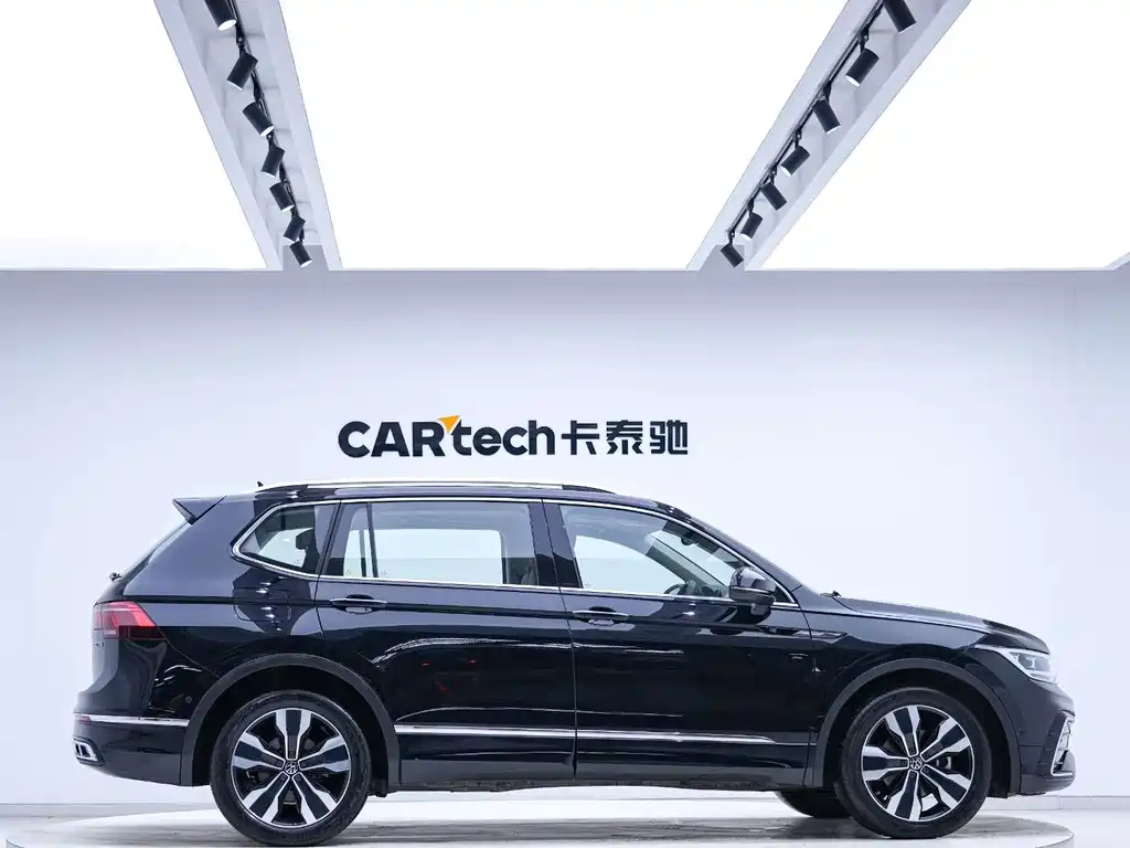 Volkswagen Tiguan L 2024 — фото 3
