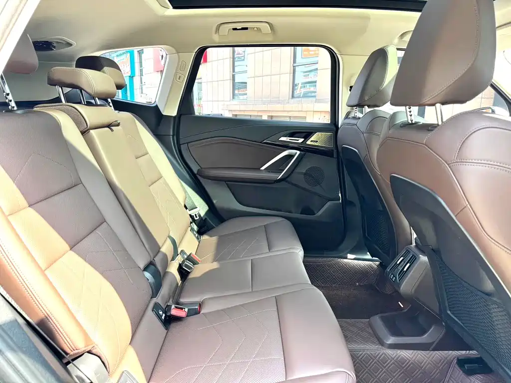 BMW X1 2024 — фото 11