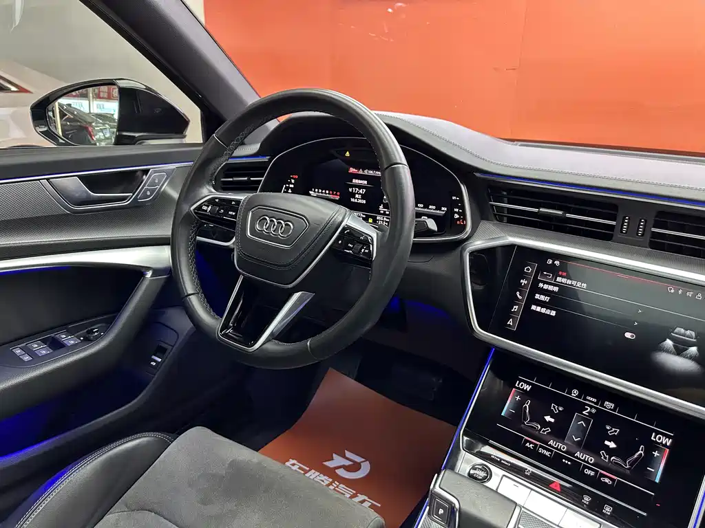 Audi A6L 2024 — фото 11