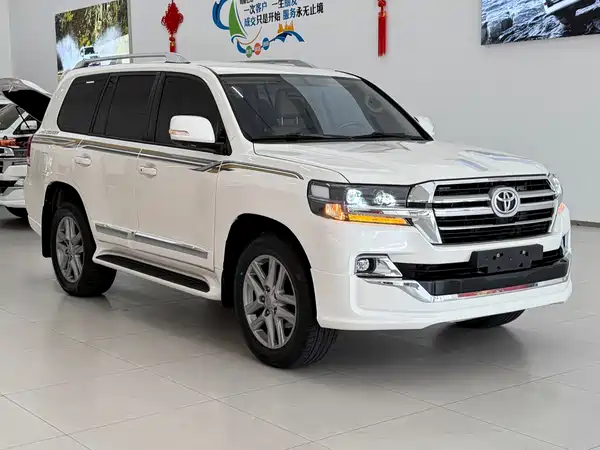 Toyota Land Cruiser 2015