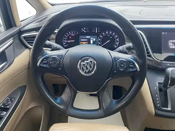 Buick GL8 2017