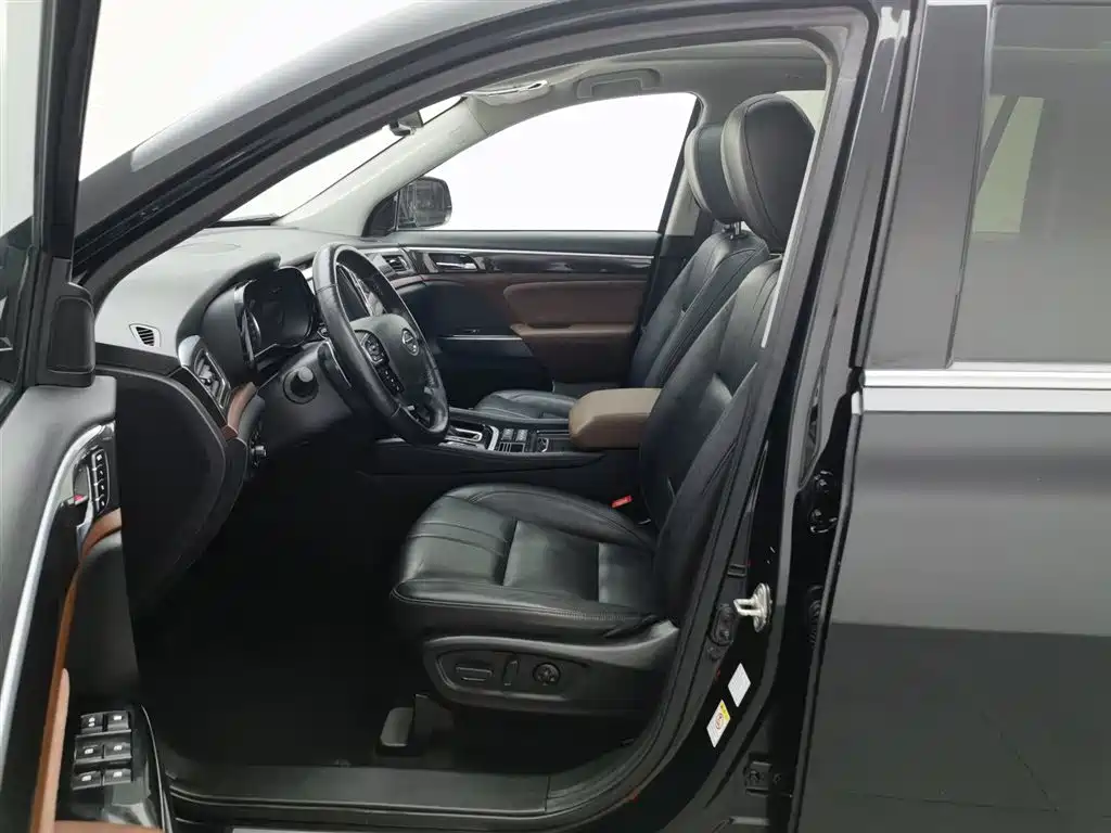 GAC Motor Trumpchi GS8 2019 — фото 10