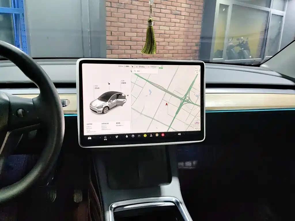 Tesla Model Y 2022 — фото 14