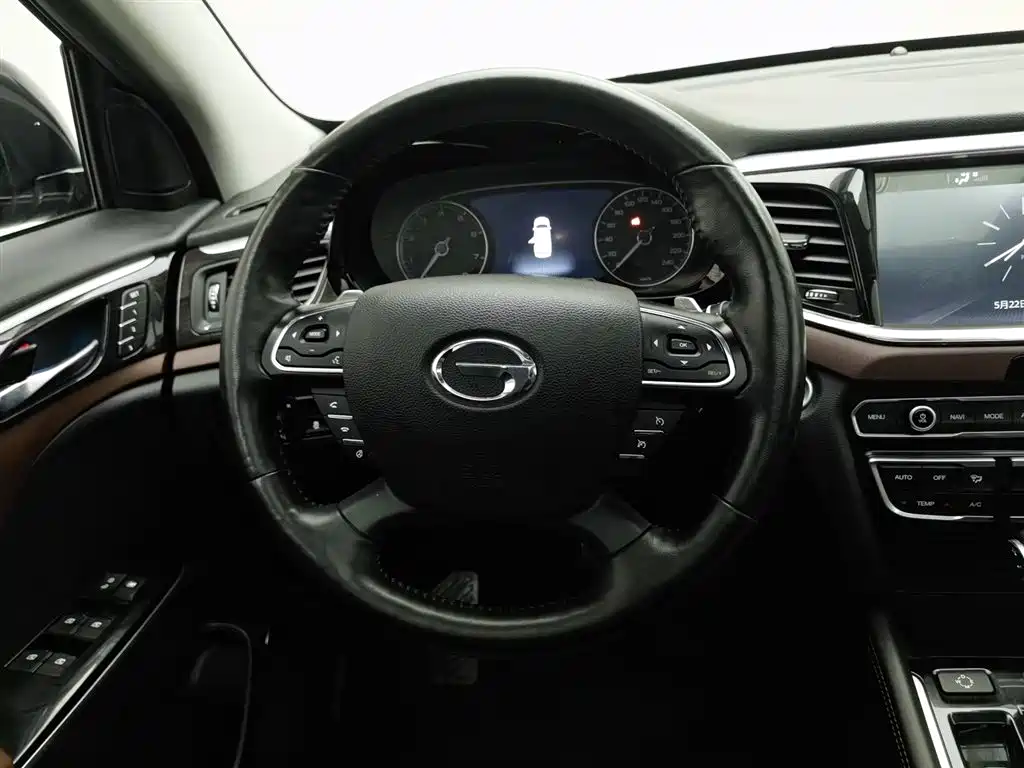 GAC Motor Trumpchi GS8 2019 — фото 11
