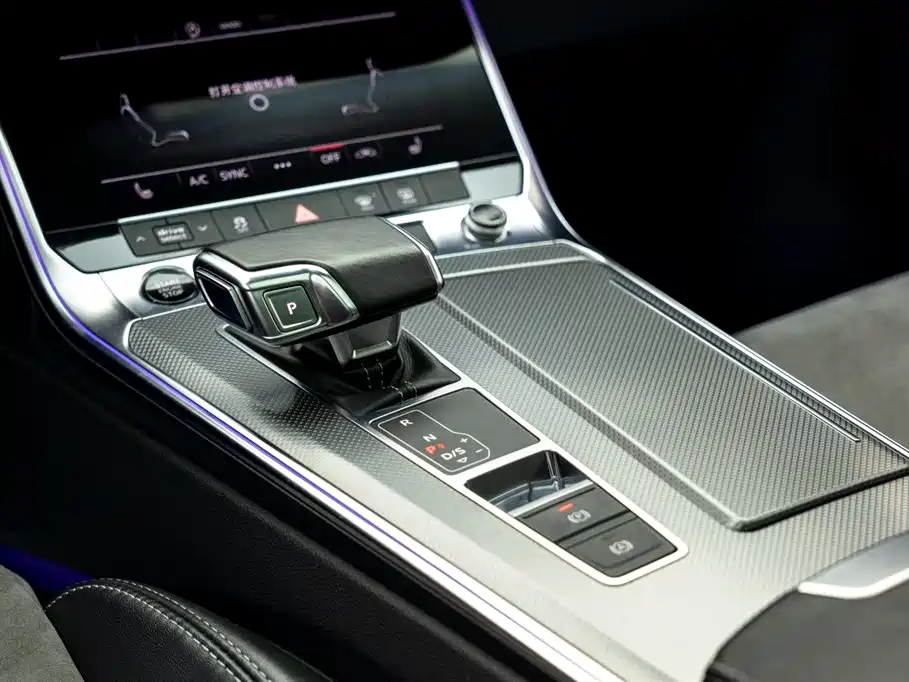 Audi A6L 2022 — фото 14