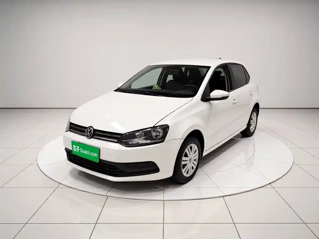 Volkswagen Polo 2015 — фото 2