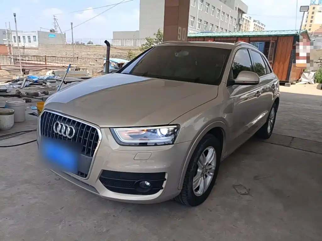 Audi Q3 2016 — фото 1