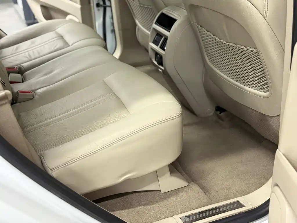 Cadillac SRX 2015 — фото 12