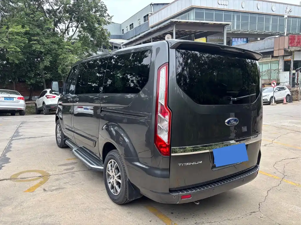 Ford Tourneo 2019 — фото 4