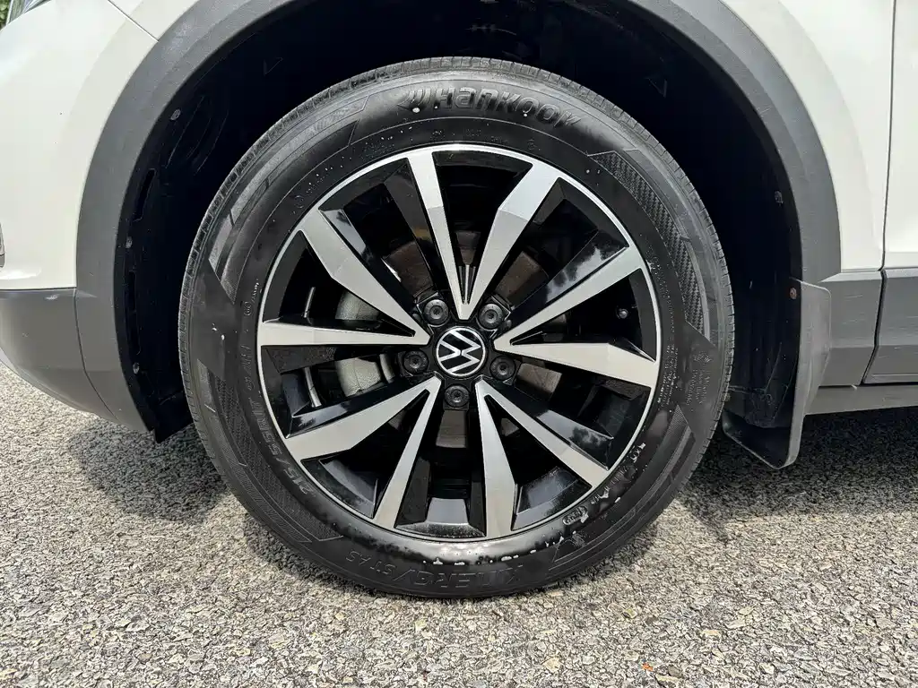 Volkswagen T-Roc 2023 — фото 29