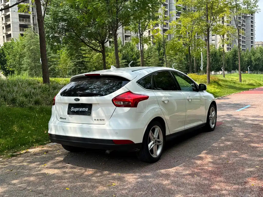 Ford Focus 2020 — фото 9