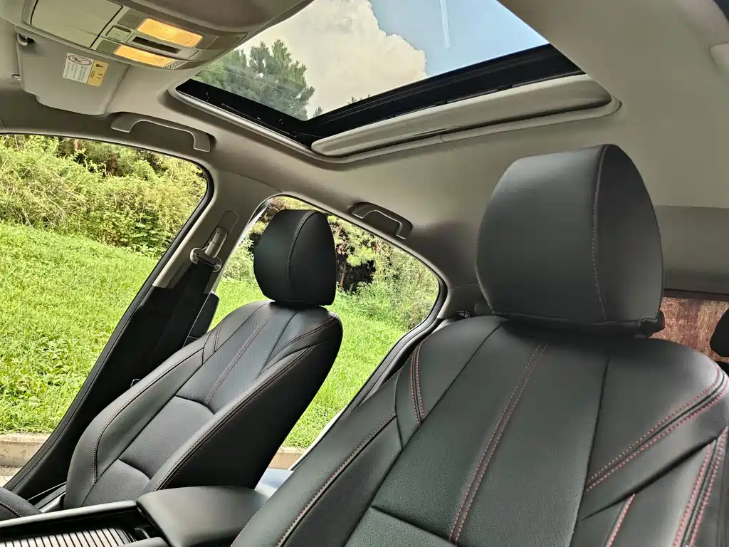 Mazda 3 Axela 2019 — фото 17