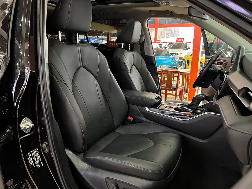 Toyota Highlander 2022 — фото 13
