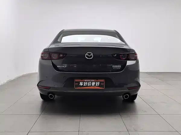 Mazda 3 Axela 2024