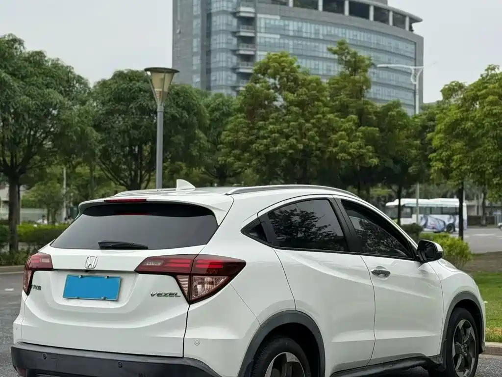 Honda Vezel 2016 — фото 8