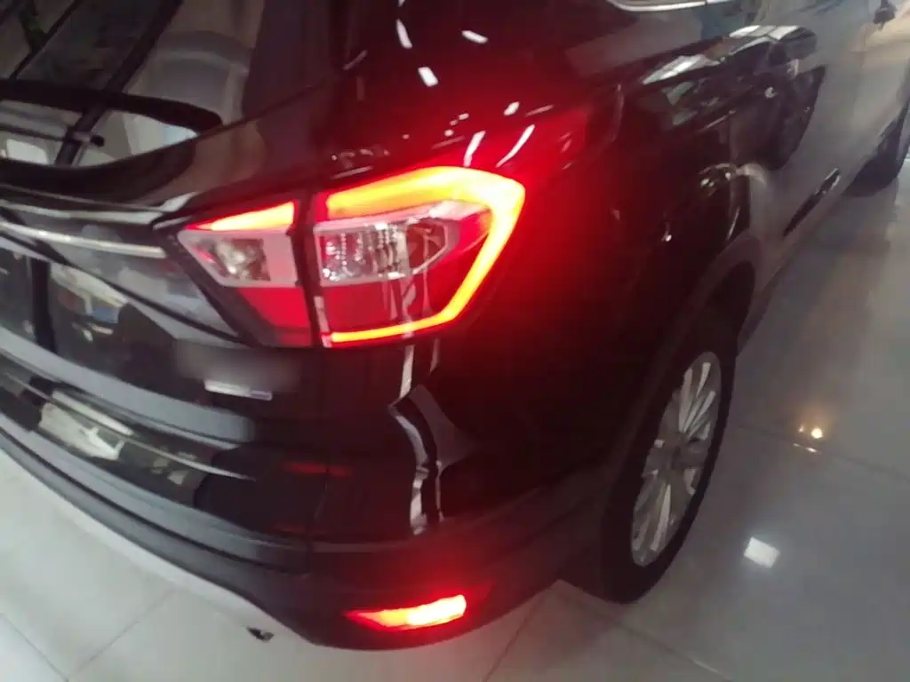 Ford Kuga 2017 — фото 8