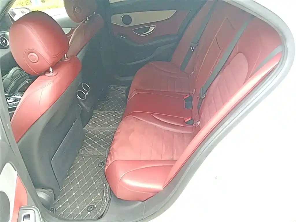 Mercedes-Benz C-Class 2018 — фото 17