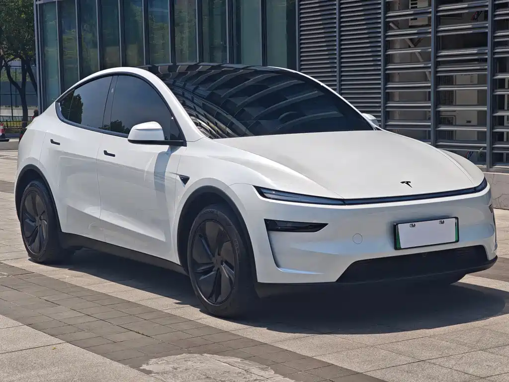 Tesla Model Y 2026 — фото 3