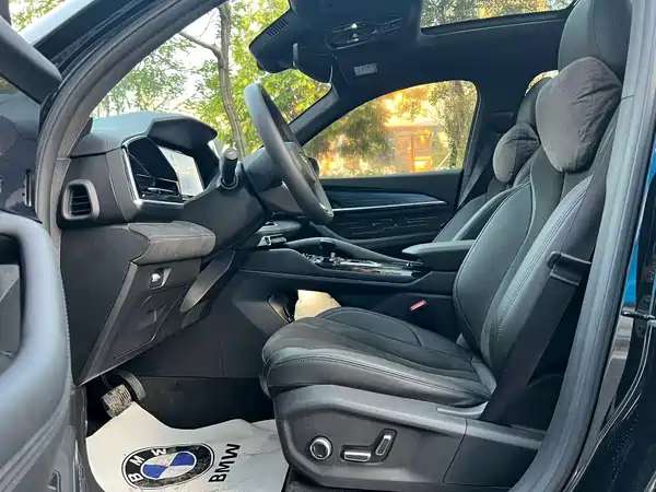 Geely Xingyue L 2024