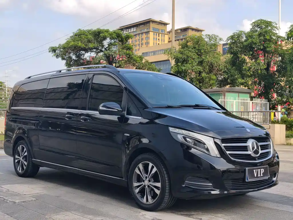 Mercedes-Benz V-Class 2017 — фото 3