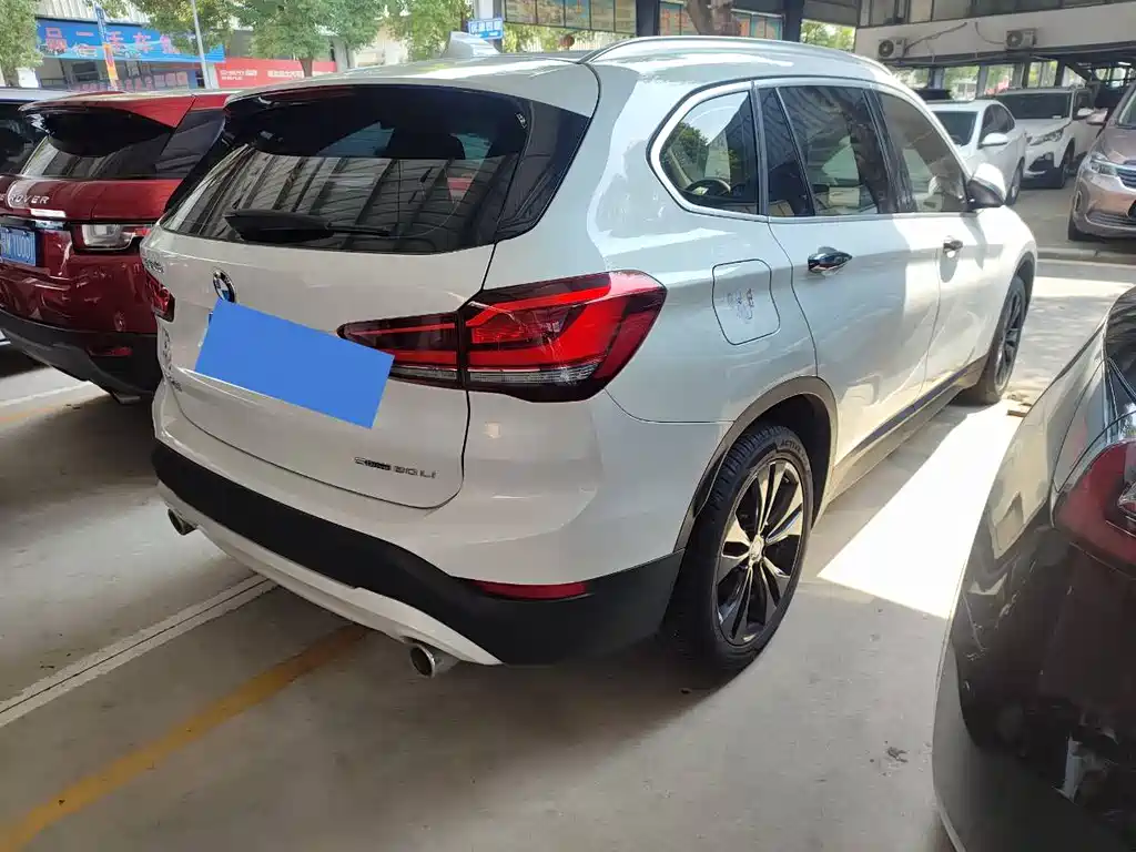 BMW X1 2021 — фото 13
