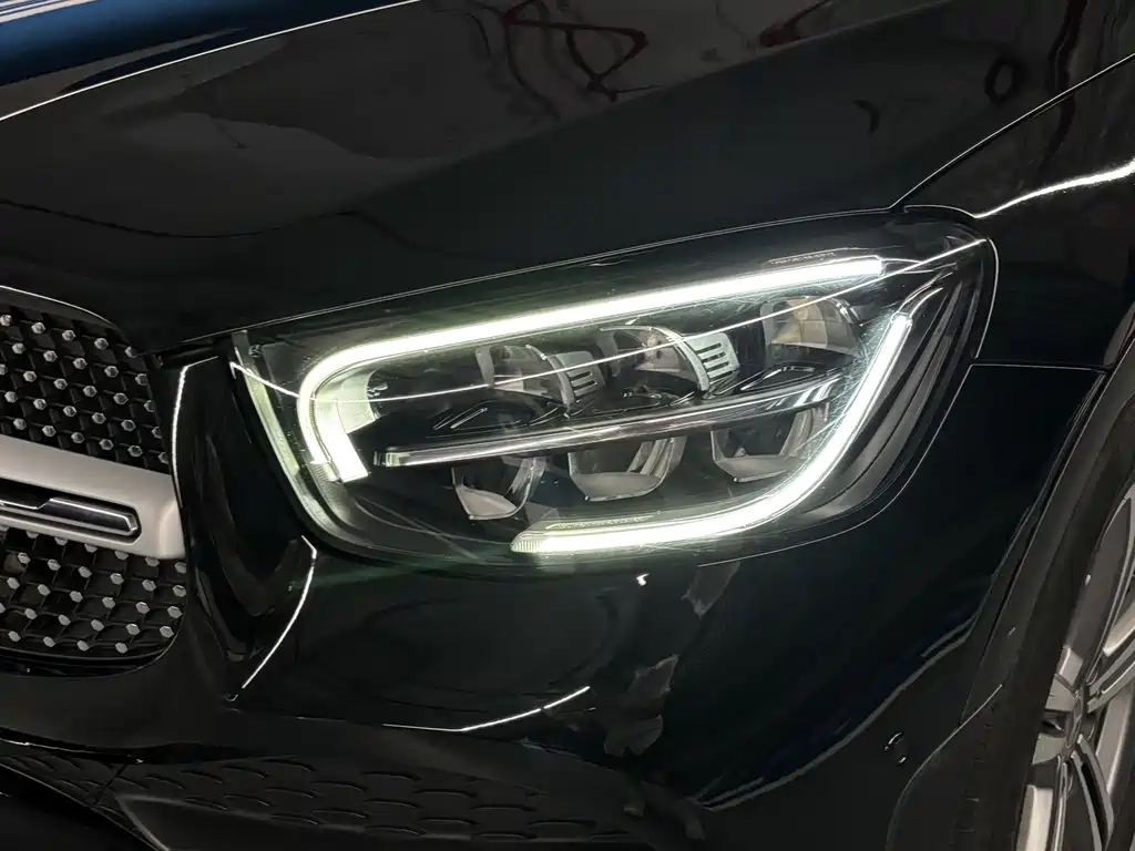 Mercedes-Benz GLC 2020 — фото 16