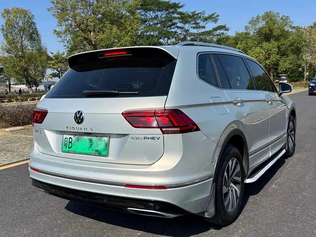 Volkswagen Tiguan L PHEV 2021 — фото 4