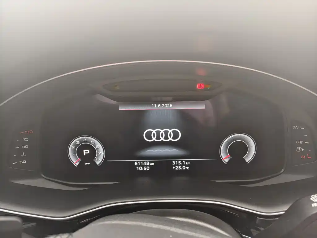 Audi Q7 2022 — фото 31