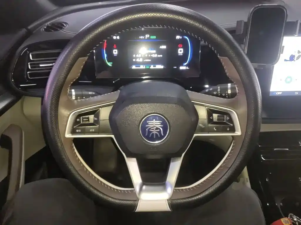 BYD Qin PLUS 2023 — фото 11
